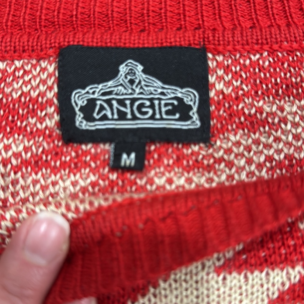 Angie medium Aztec print sweater. - Picture 4 of 6